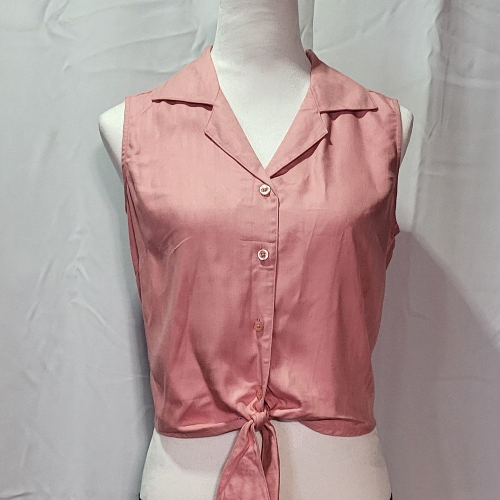 Islander Women's NWT Pink Sleeveless Button Down Knotted Crop Top Size XS